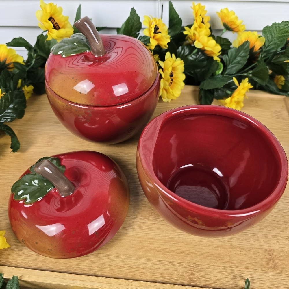 Lands End Set of 2 Apple Shaped Bowls with Lids